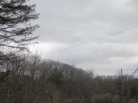 Exterior Neighborhood (street photo)