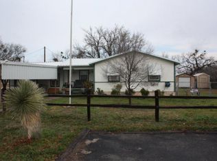 1000 W Moss St, Paint Rock, TX 76866