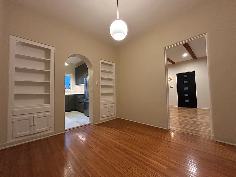 2411 W Silver Lake Dr #1/2 — Photo 7