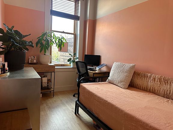 5th image of 1131 Bedford Ave APT 1