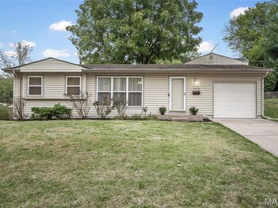 1572 Ville Rosa Ln, Hazelwood, MO, 63042