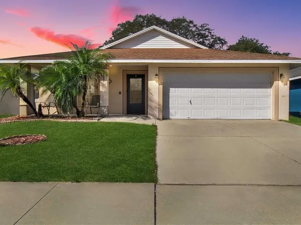 15427 Winter Breeze Ln, Wimauma, FL 33598
