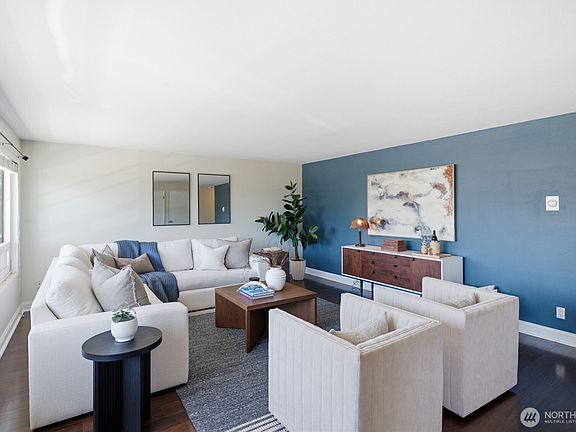2nd image of 4324 Phinney Avenue N #3