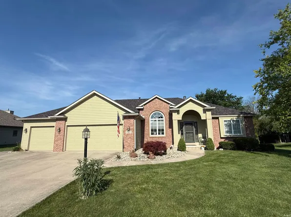 9825 Tamar Trl, Fort Wayne, IN 46825