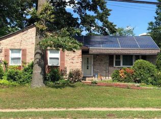 7943 Elvaton Rd, Glen Burnie, MD 21061