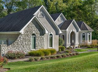 4232 Autumn Creek Dr, Springfield, OH 45504