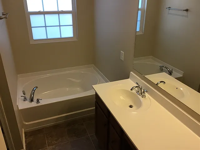 2804 Jenoaks Pass — Photo 9