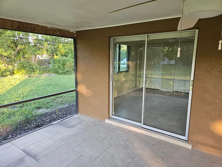 309 Tarpon Dr #A & B — Photo 3