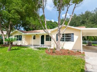 1547 Center St, Deland, FL 32720