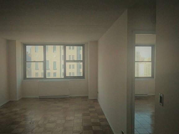 4th image of 301 E 79th St APT 25D