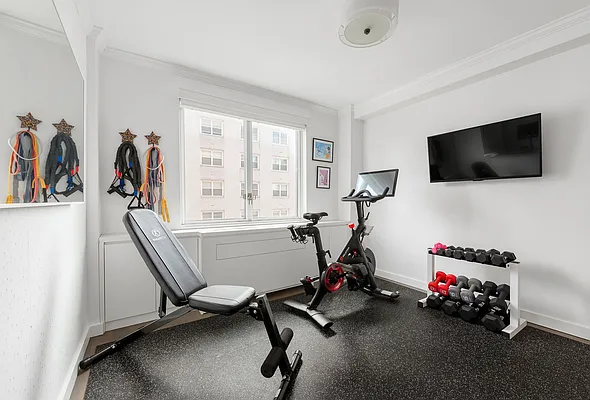 Sold by Corcoran | media 27