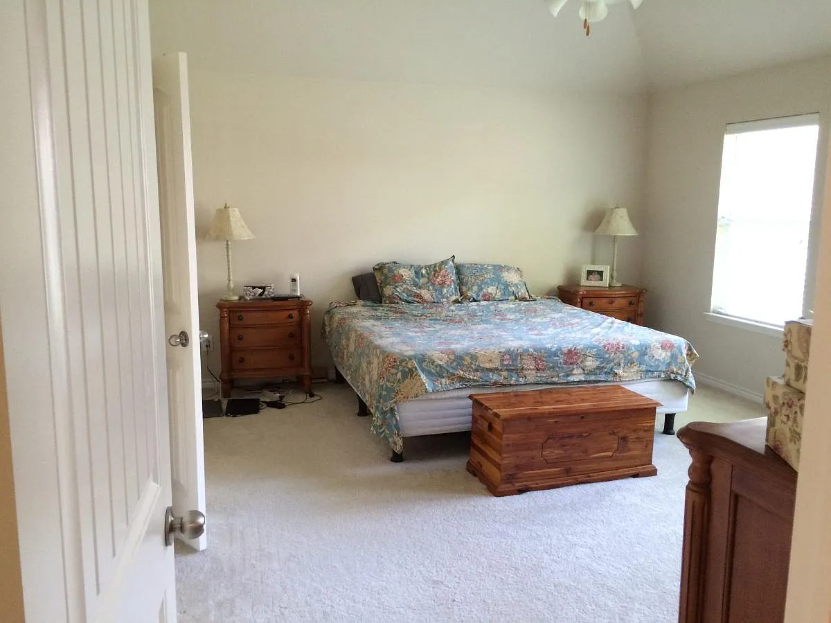3 bed, 2007 sqft, $2,100 — Photo 4