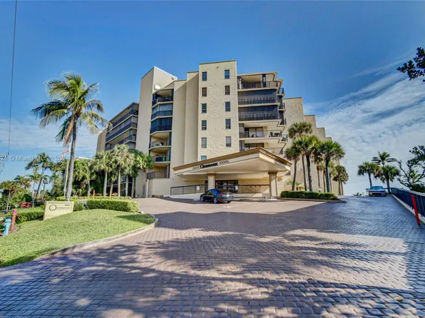 1167 Hillsboro Mile APT 208, Pompano Beach, FL 33062