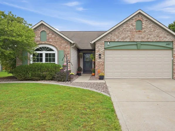 1480 Hedge Ct, Greenfield, IN 46140