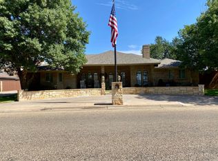 609 Santa Fe Dr, Denver City, TX 79323
