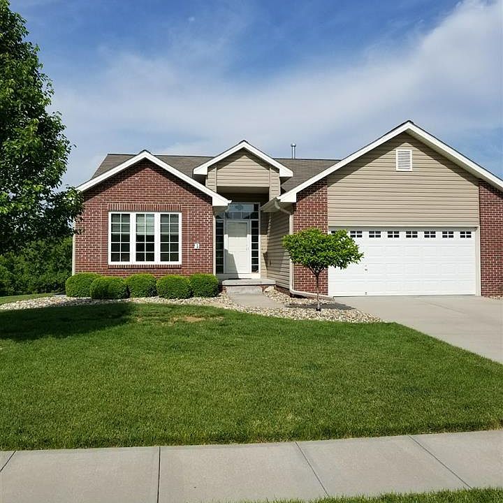 1st image of 2080 Creekside Dr