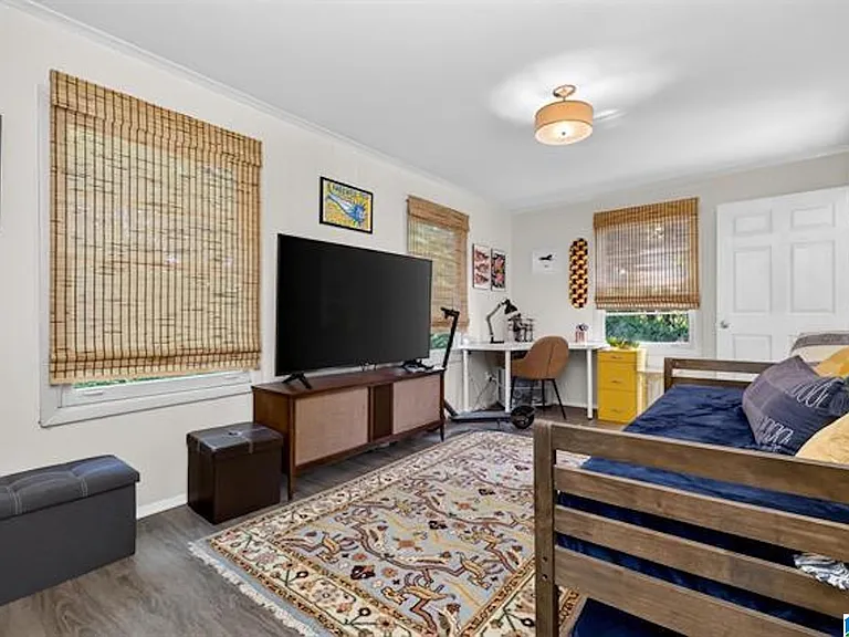 636 Oakdale St — Photo 18