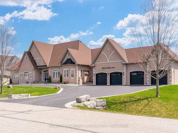 5121 Tom Thomson Ct, Pickering, ON L1Y 0A1