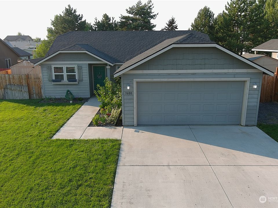 1st image of 3600 W Everett Pl