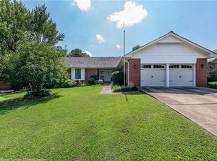 2503 Barcelona Ave, Springdale, AR 72762