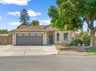 2468 S Phillip Ave, Fresno, CA 93727