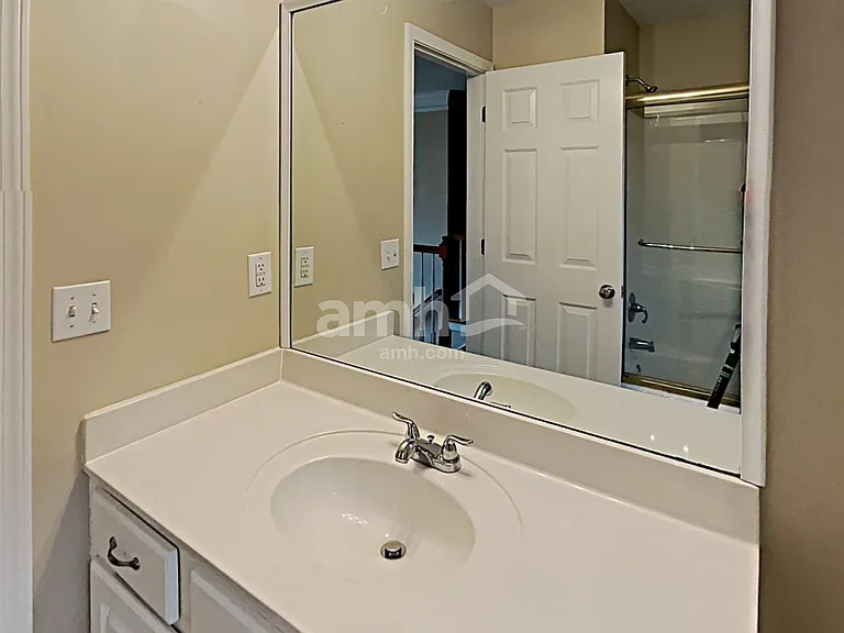 4524 Kingsgate Ct NW — Photo 17