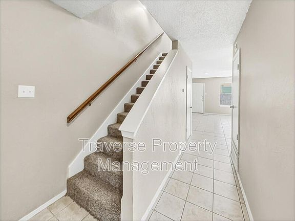 3rd image of 1006 Bland Dr #1012
