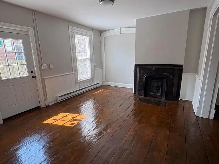 136 Main St #2 — Photo 2