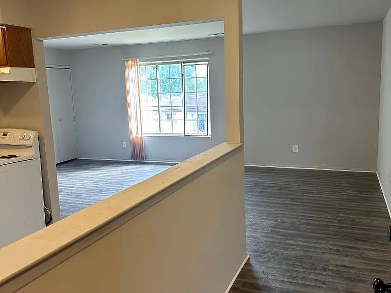 43780 Freeway Dr #101 — Photo 2