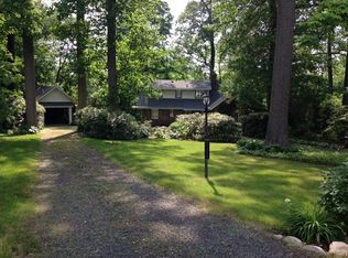 60 Malcolm Rd, Mahwah, NJ 07430