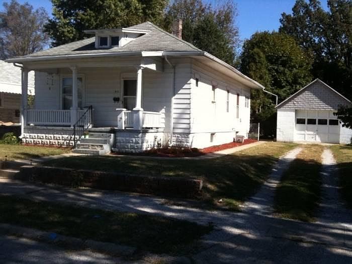 1st image of 915 S 21st St