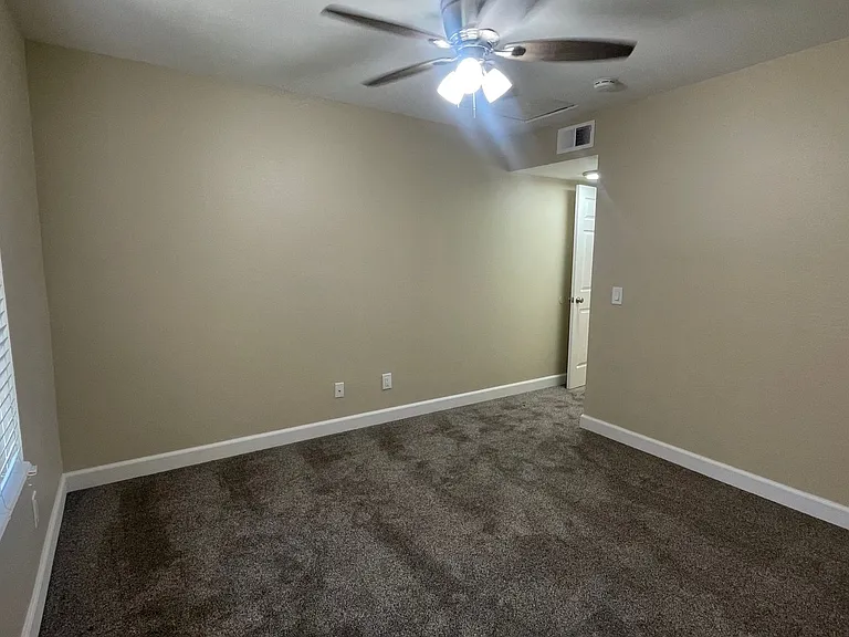 Montebello Villas — Photo 19