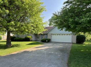 302 Summer Shade Dr, Somerset, KY 42503