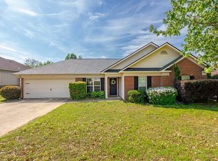 6028 Granite Field Dr, Fortson, GA