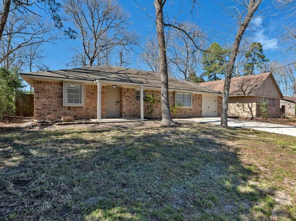 412 Rolling Hills Dr, Conroe, TX 77304