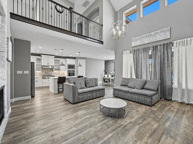 2413 Barton Creek Blvd — Photo 12