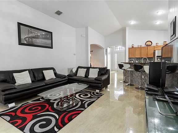 2nd image of 7248 Twin Cedar Ln