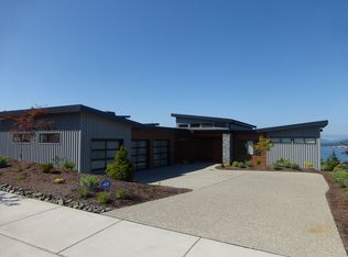 3922 Rock Ridge Pkwy, Anacortes, WA 98221