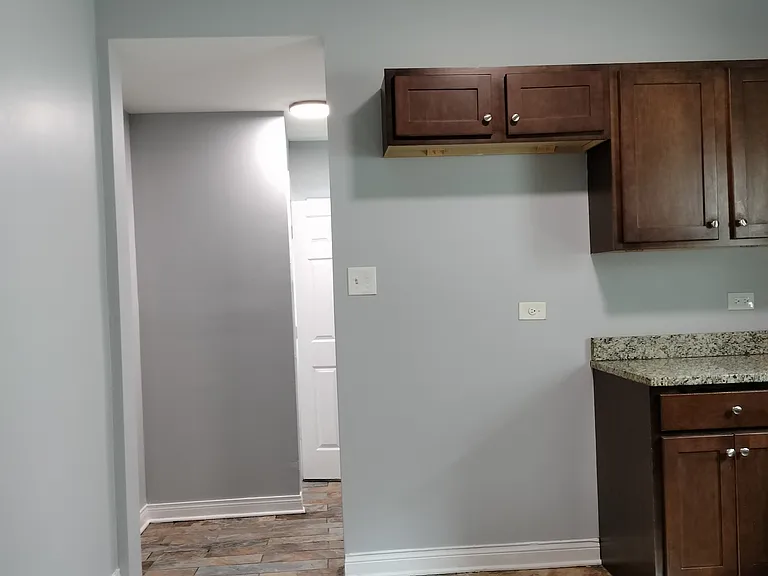 1344 W 98th Pl — Photo 16