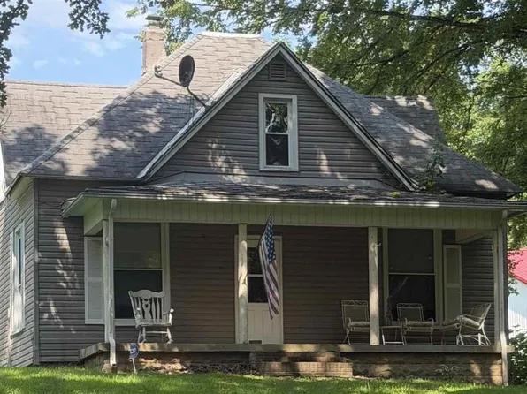 5377 S Robinson Pl, West Terre Haute, IN 47885