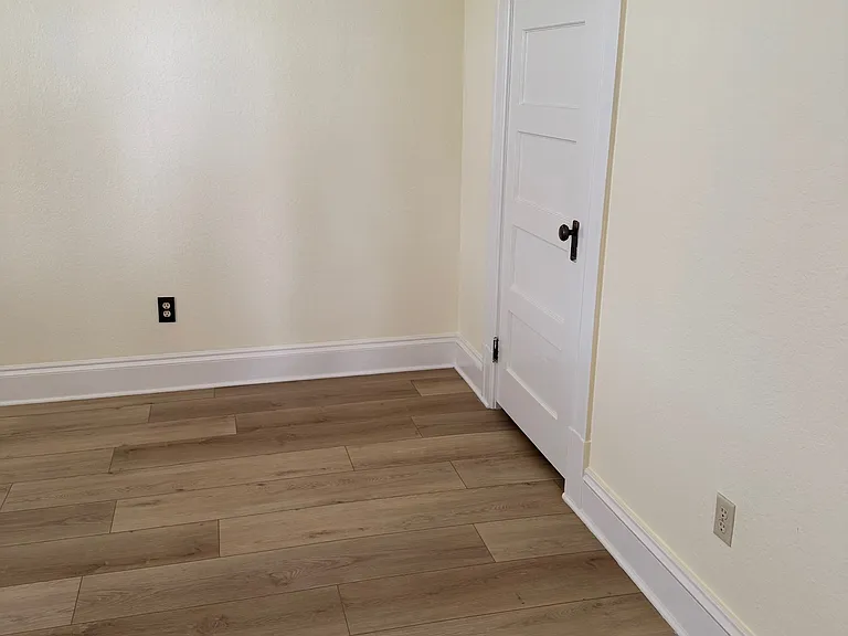 9151 Campbell Rd — Photo 14