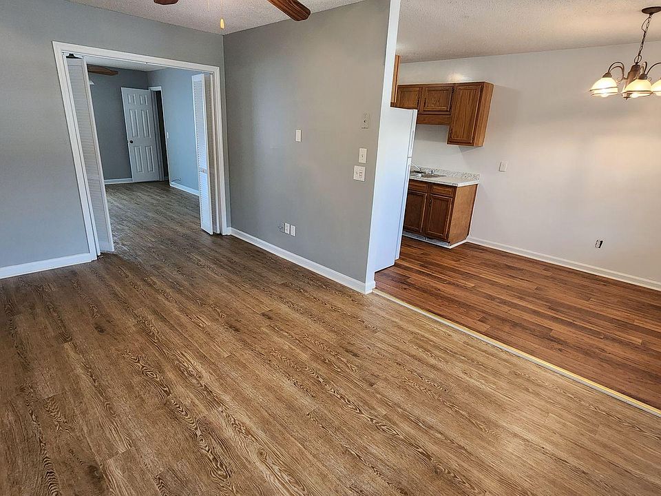 1st image of 4423 Bonnell Dr NW #10
