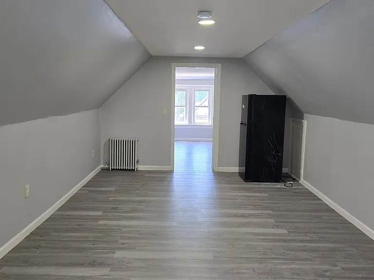 20 Wade St #3R — Photo 5