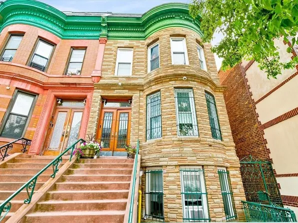 952 E 156 Street, Bronx, NY 10455