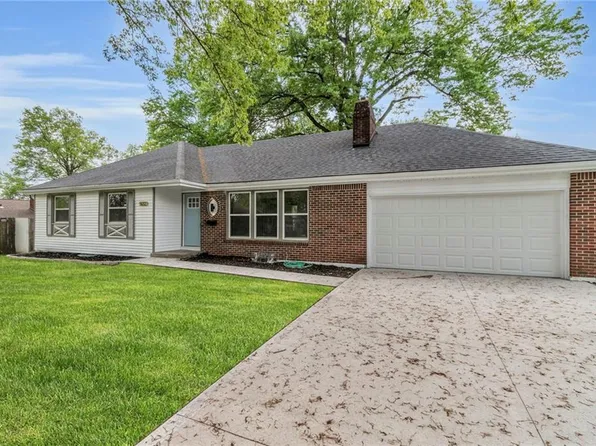 5012 S Cottage Ave, Independence, MO 64055