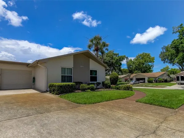 3283 Hilary Cir #2C, Palm Harbor, FL 34684