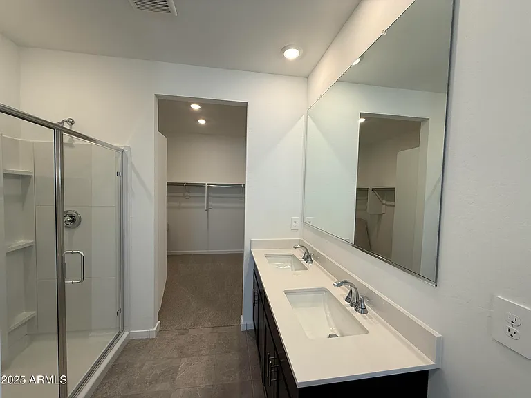 4235 W Yolanda Ln — Photo 8