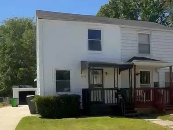 1550 E 256th St, Euclid, OH 44132