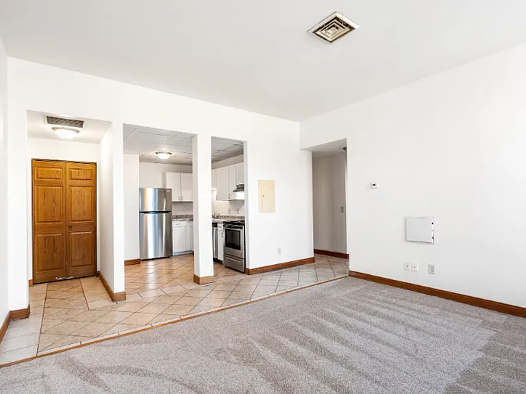 Franklin Mill Apartments — Photo 4
