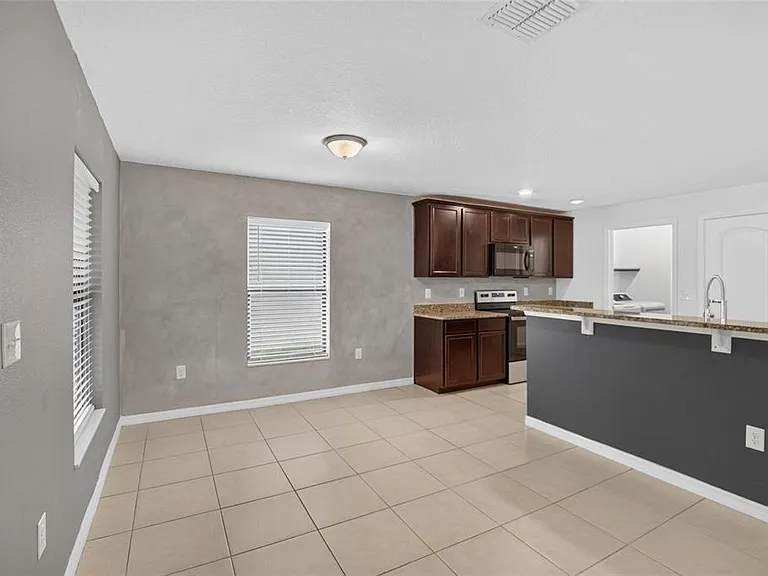 1115 Wynnmere Walk Ave — Photo 23